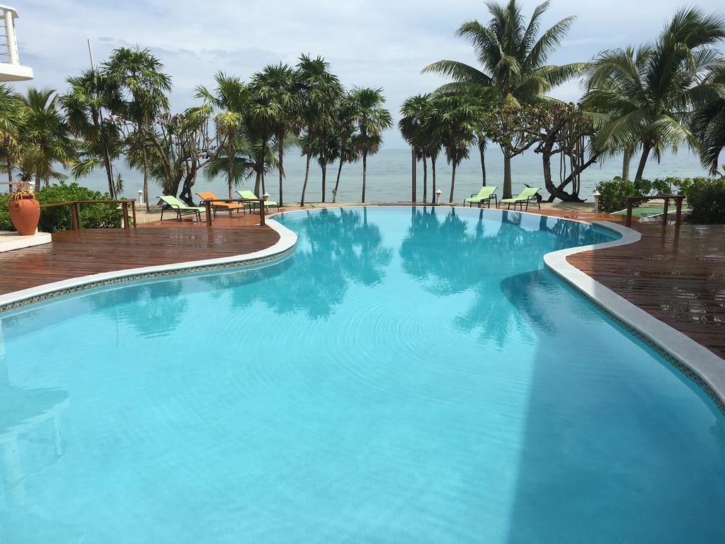 Laru Beya Resort Placencia Bagian luar foto