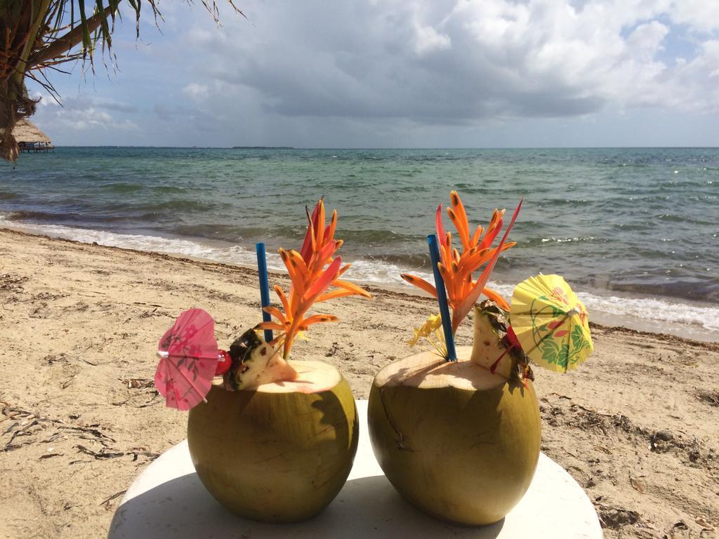 Laru Beya Resort Placencia Bagian luar foto