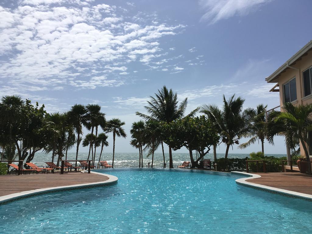 Laru Beya Resort Placencia Bagian luar foto